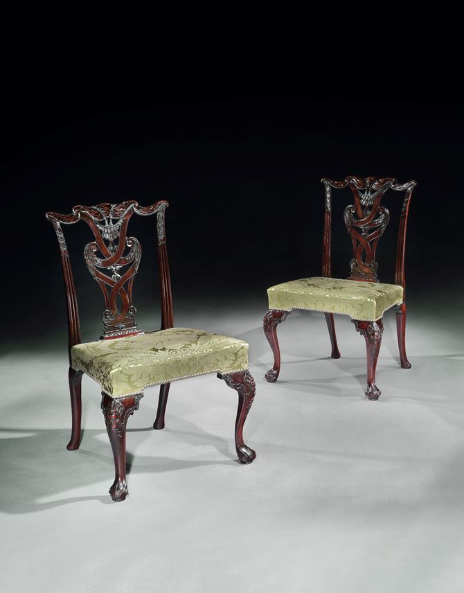 A pair of mahogany side chairs | MasterArt